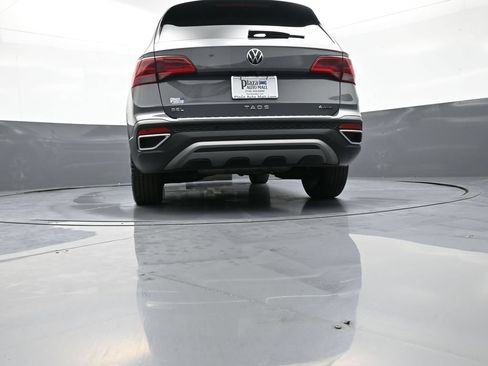 Used 2023 Volkswagen Taos SEL AWD/4WD image 31