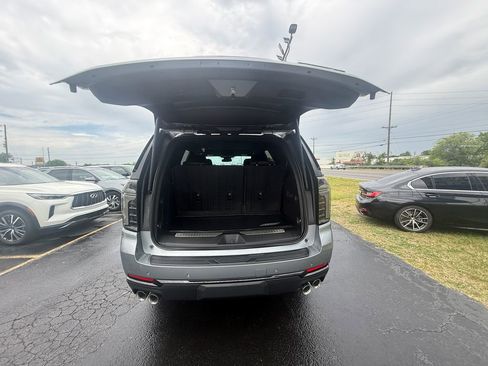 Used 2025 Chevrolet Tahoe RST w/ Comfort Package image 5