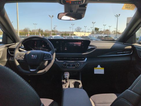 New 2026 Buick Envista Preferred w/ Convenience I Package FWD image 19