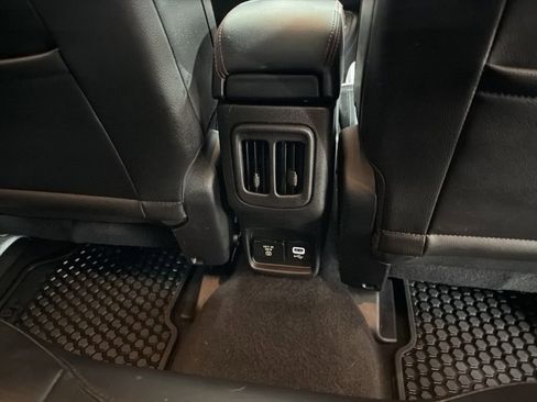 Used 2018 Jeep Compass Trailhawk w/ Leather Interior Group image 20