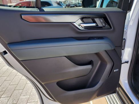 New 2026 GMC Yukon AT4 w/ AT4 Premium Plus Package image 48