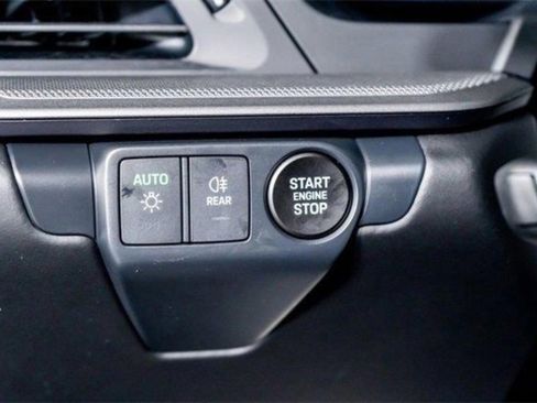 Used 2025 Porsche 911 Carrera image 50