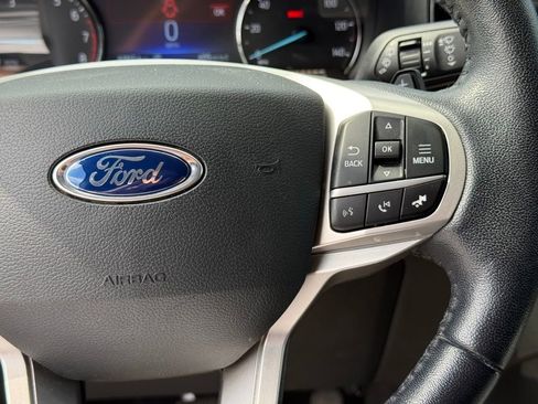Used 2021 Ford Explorer XLT w/ Equipment Group 202A image 16