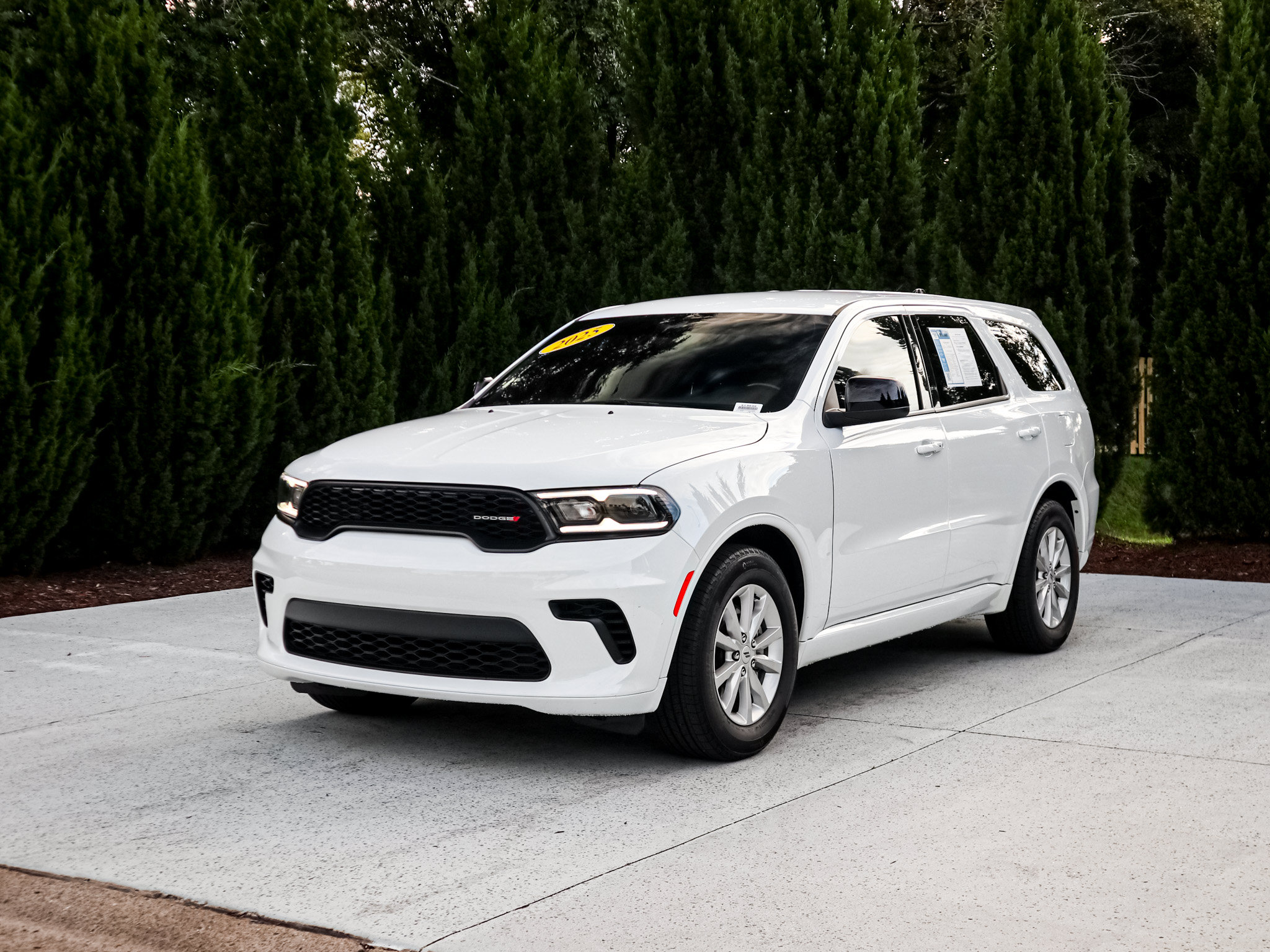 Used 2025 Dodge Durango GT RWD image 5