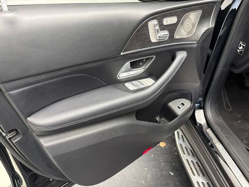 Used 2022 Mercedes-Benz GLE 350 4MATIC image 4