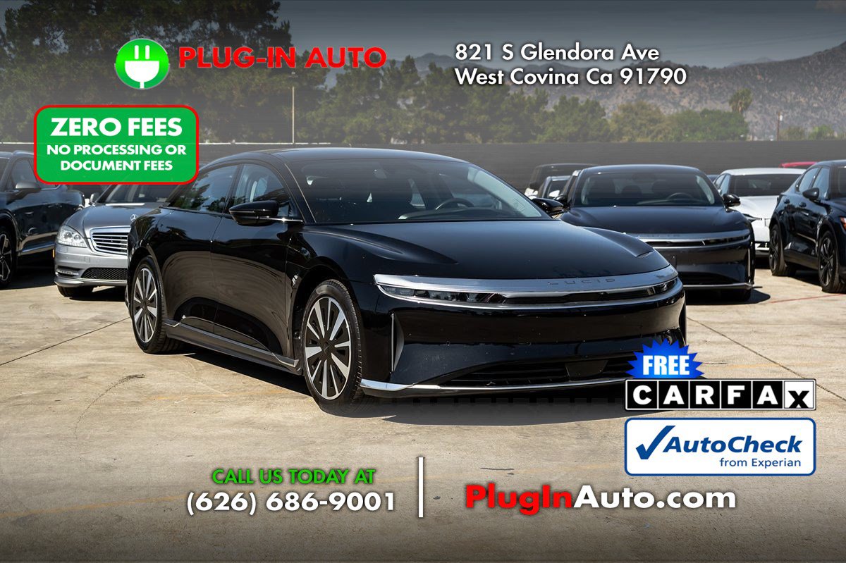 Used 2025 Lucid Air Pure RWD image 3