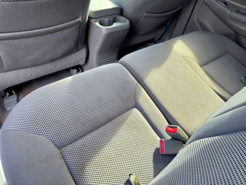 Used 2005 Toyota Tacoma 4x4 Double Cab image 33