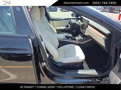 Used 2022 Tesla Model S AWD/4WD image 8