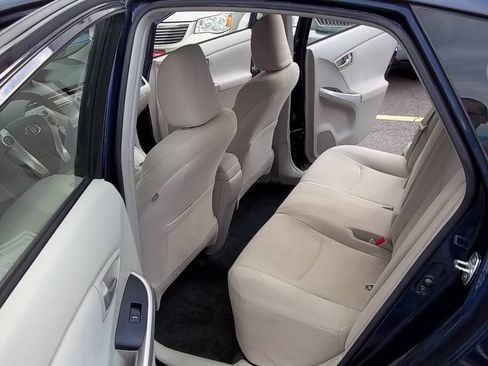 Used 2014 Toyota Prius Three FWD image 9