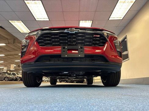 New 2026 Chevrolet Trax RS w/ Driver Confidence Package FWD image 13