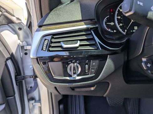 Used 2019 BMW 530i w/ Premium Package RWD image 27