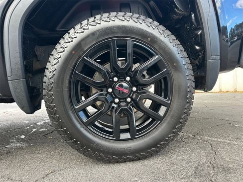 Used 2023 GMC Sierra 1500 Elevation image 20