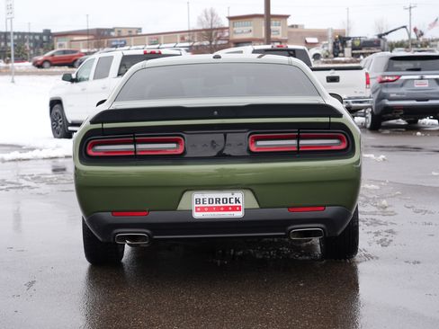 Used 2020 Dodge Challenger SXT w/ Blacktop Package image 4
