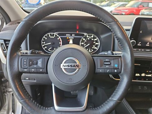 Used 2021 Nissan Rogue SL image 21