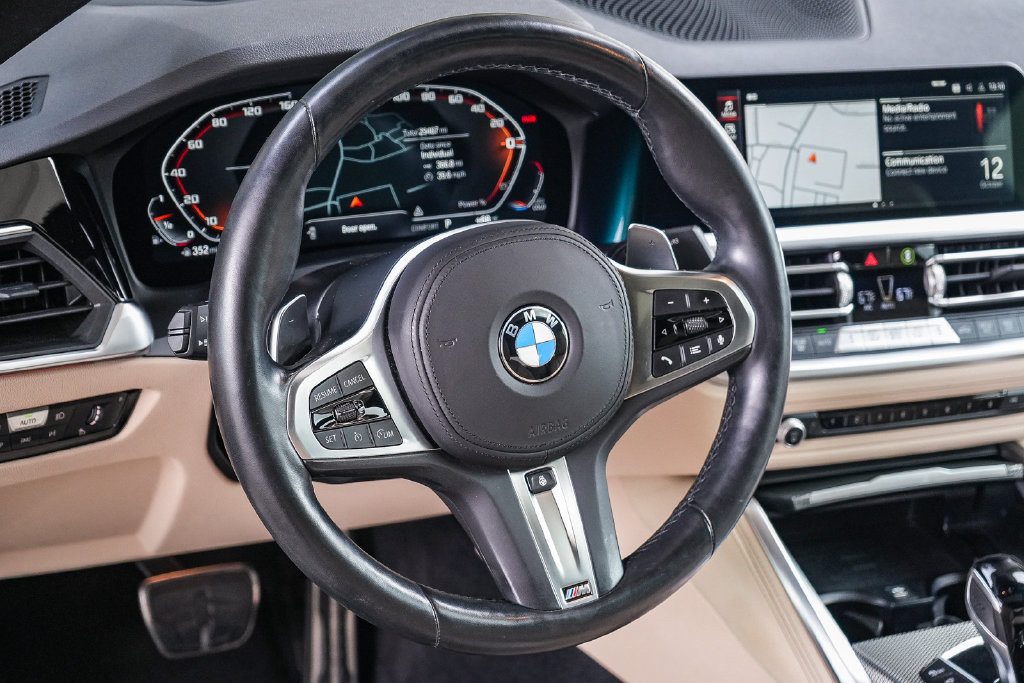 Used 2023 BMW M440i Coupe w/ Premium Package RWD image 14
