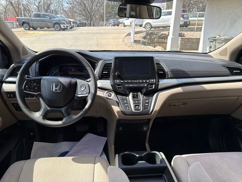 Used 2022 Honda Odyssey EX image 12