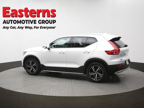 Used 2023 Volvo XC40 B5 Core AWD/4WD image 63