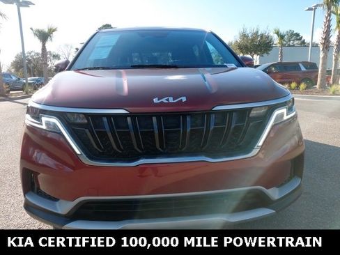 Used 2024 Kia Carnival LX image 3