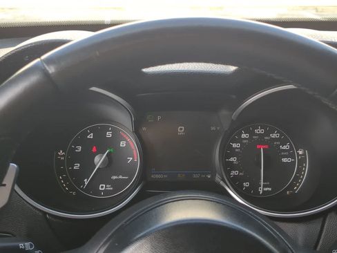 Used 2022 Alfa Romeo Stelvio Sprint AWD/4WD image 32