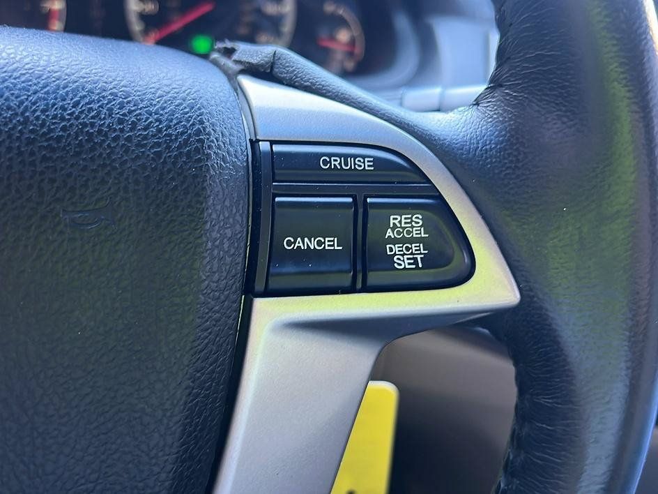 Used 2010 Honda Accord EX-L image 28