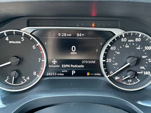 Used 2023 Nissan Rogue SV w/ SV Premium Package image 27