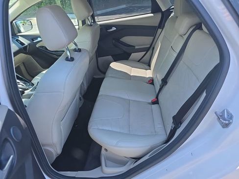 Used 2013 Ford Focus Electric Hatchback FWD image 12