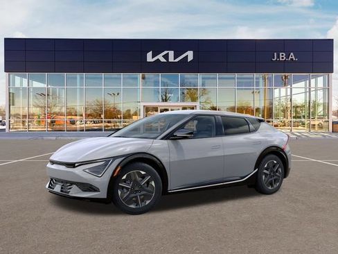 New 2026 Kia EV6 Light RWD image 3