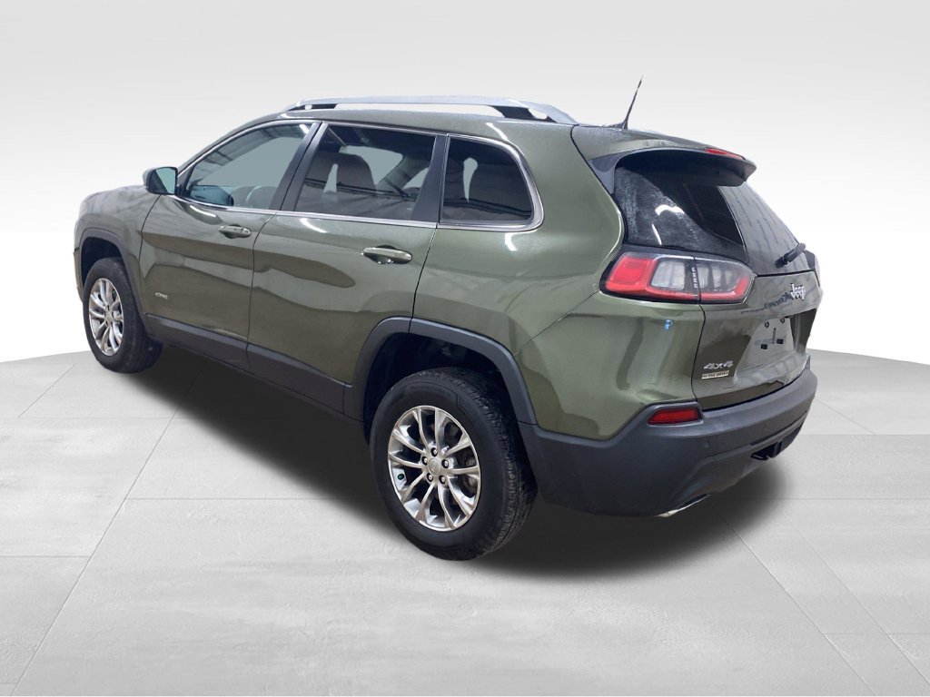 Used 2021 Jeep Cherokee Latitude Lux w/ Sun & Sound Group AWD/4WD image 4