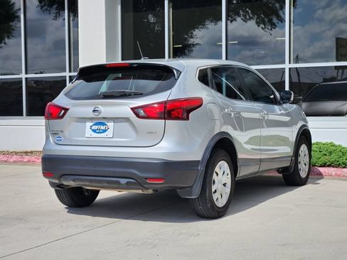 Used 2018 Nissan Rogue Sport S AWD/4WD image 7