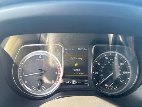 Used 2019 Nissan Titan PRO-4X AWD/4WD image 23