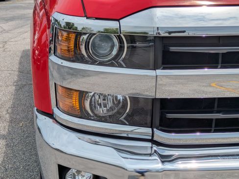 Used 2018 Chevrolet Silverado 2500 LTZ w/ Duramax Plus Package AWD/4WD image 10