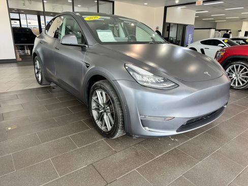 Used 2020 Tesla Model Y Long Range image 7