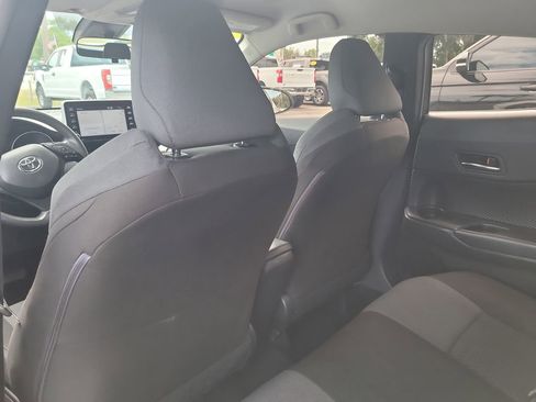 Used 2020 Toyota C-HR LE FWD image 9