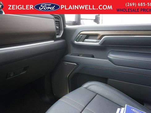 Used 2024 Chevrolet Silverado 2500 High Country image 31