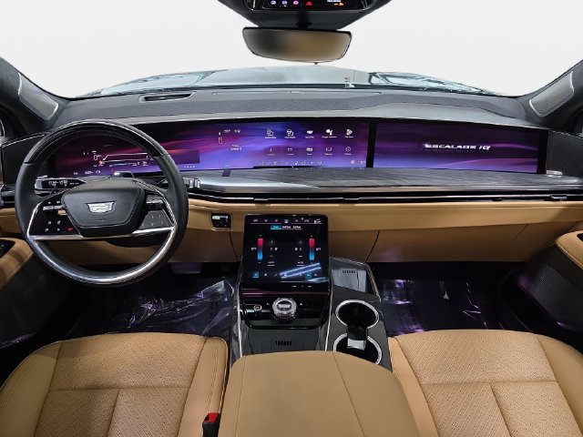 Certified 2025 Cadillac Escalade IQ Sport 2 AWD/4WD image 10
