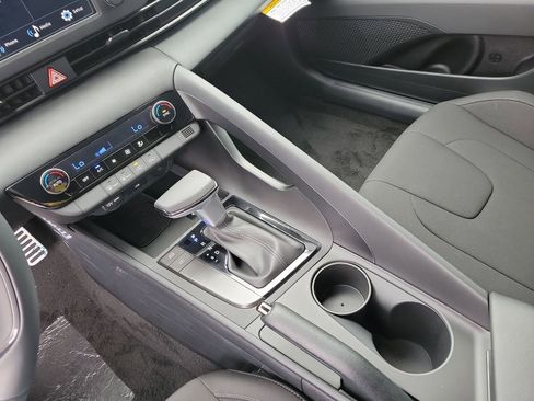 New 2026 Hyundai Elantra Sport image 32