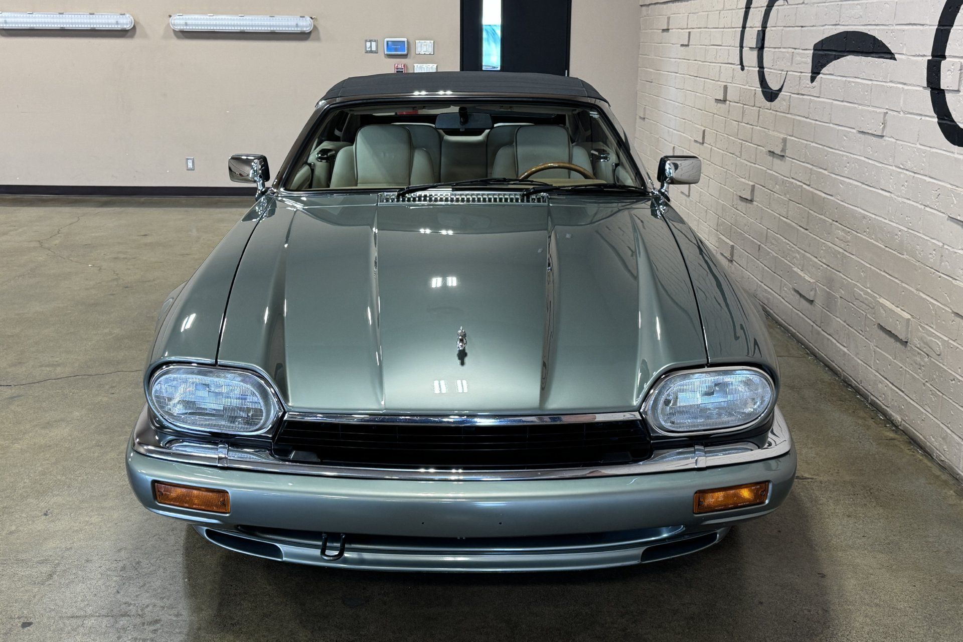 Used 1996 Jaguar XJS 4.0 Convertible RWD image 14