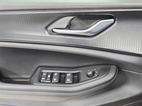 Used 2025 Jeep Grand Cherokee Laredo X w/ Luxury Tech Group I image 33