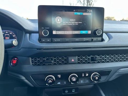 Used 2023 Honda Accord LX image 14