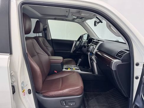 Used 2017 Toyota 4Runner Limited RWD image 19