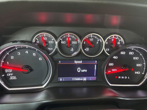 Used 2020 Chevrolet Silverado 1500 LT image 25