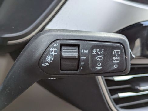 Used 2020 Ford Escape SE FWD image 27