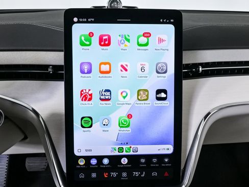 Used 2025 Volvo EX90 Ultra image 18