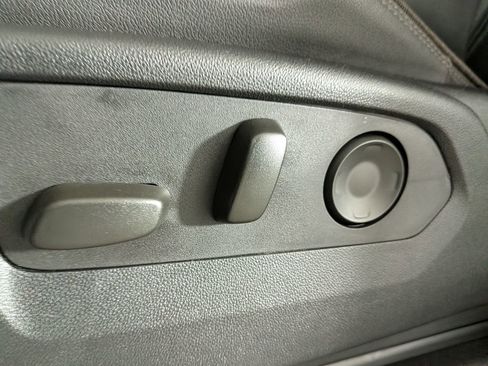 Certified 2024 Chevrolet Tahoe High Country w/ Premium Package image 18