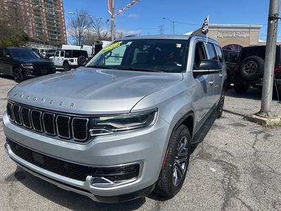 Used 2024 Jeep Wagoneer L Series II w/ Flexible Seating Group