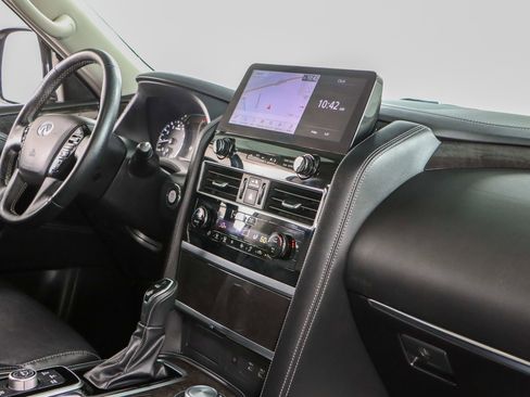 Used 2024 INFINITI QX80 Luxe image 29