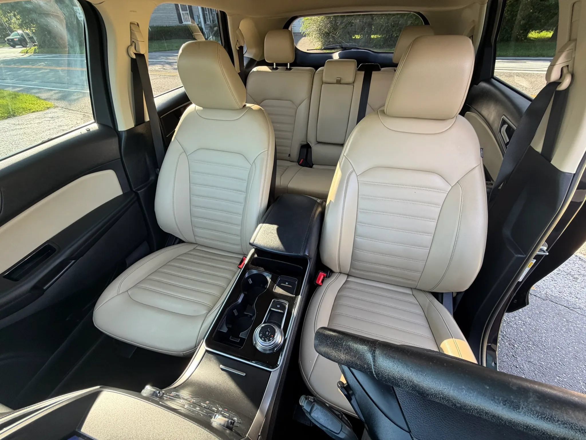 Used 2020 Ford Edge SEL w/ Convenience Package AWD/4WD image 14