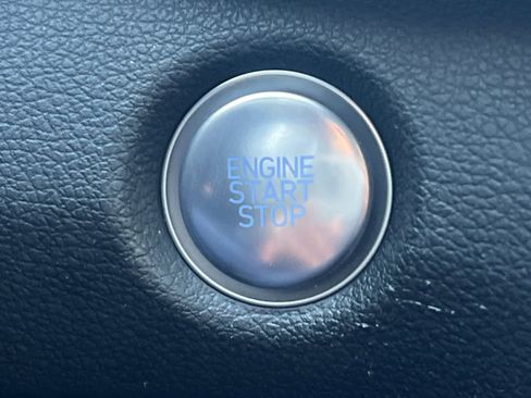 Certified 2023 Hyundai Santa Fe SEL image 23