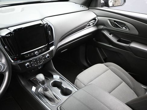 Certified 2023 Chevrolet Traverse LT image 18