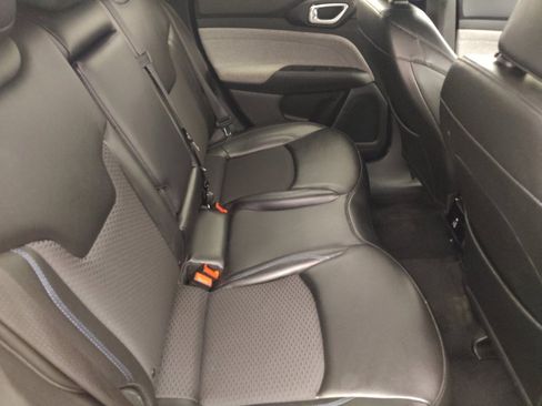 Used 2022 Jeep Compass Latitude w/ Convenience Group image 19